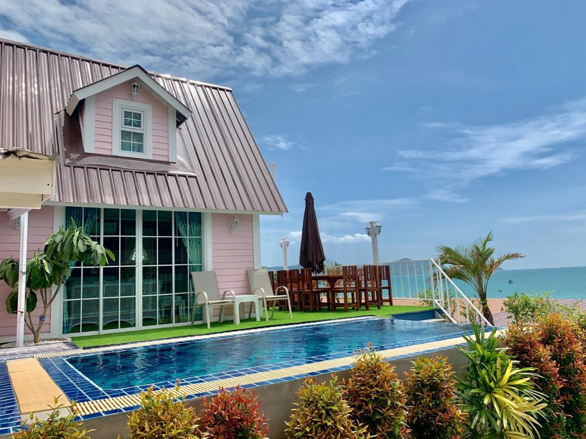 Resor Pattaya Paradise 3*